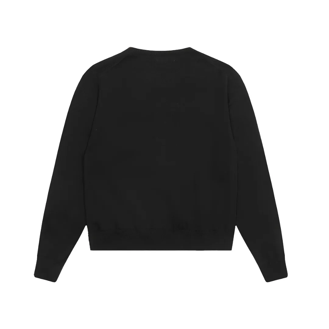P190 Top quality" Style number: DS010# [Ralph Lauren solid color round neck basic pony embroidered logo knitted cardigan long sleeves] ✅Ralph Lauren Ralph Lauren classic basic versatile jersey cardigan long-sleeved small jacket ✅Main supplier of platform live broadcast wholesale entity ✅ZP quality 1:1 version can scan the code to enter the GF website Counter quality ✅Detailed quality is the only one in Guangzhou Imported quality cotton yarn focuses on high-end and cost-effective Needless to say good quality. ✅The version is restored to the original. Loose, comfortable and stress-free. Simple is high-end. Classic is timeless. ✅The upper body is simple and easy to match. A must-have for goddess ootd. Good-looking clothes are never picky. A must-have in the goddess’ wardrobe. Size: S-XL. Color: off-white, light blue, pink, khaki, military green, gray, navy blue, black, Chinese red, mint green.